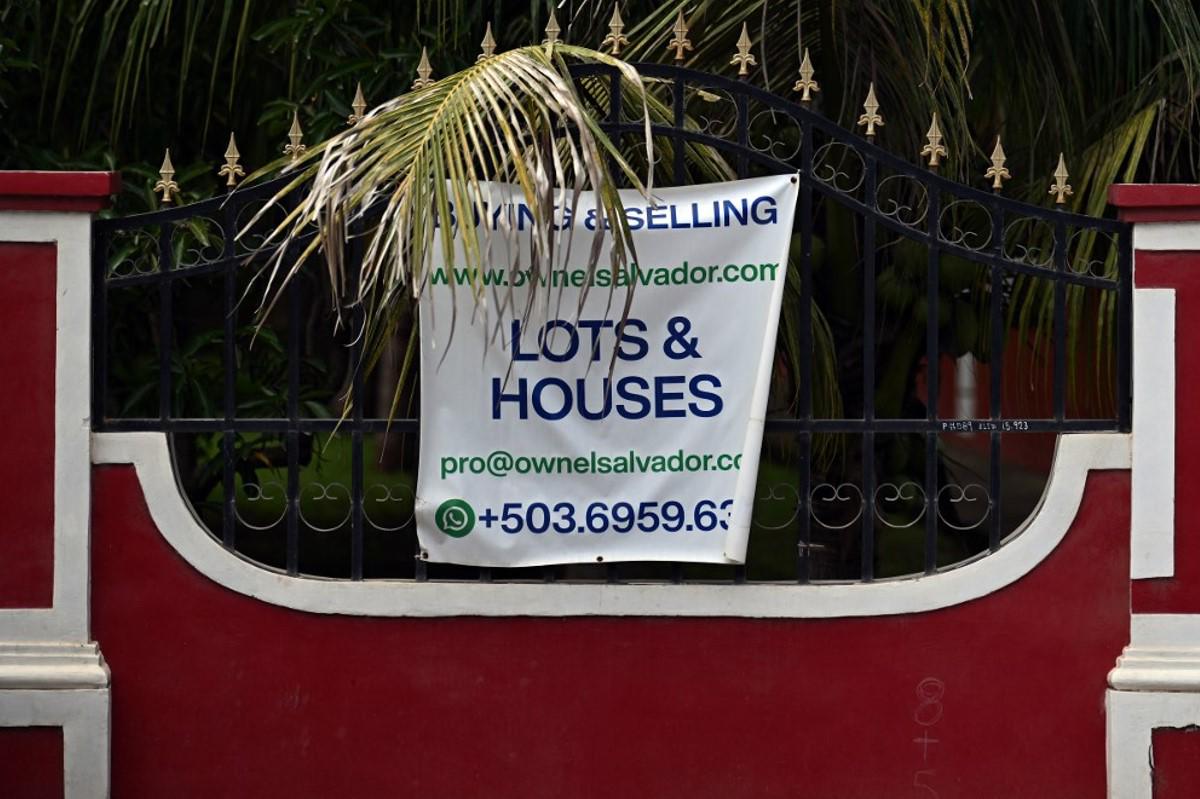 Megaproyectos inmobiliarios acosan a residentes de playas salvadoreñas