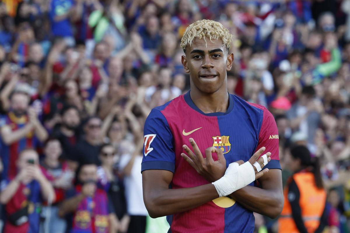 Lamine Yamal se queda en el Barcelona hasta 2031