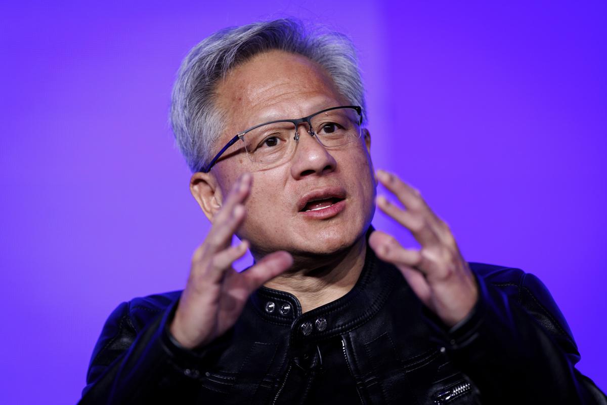 CEO de Nvidia: la IA provocará pérdida de empleo 'si el mundo se queda sin ideas'