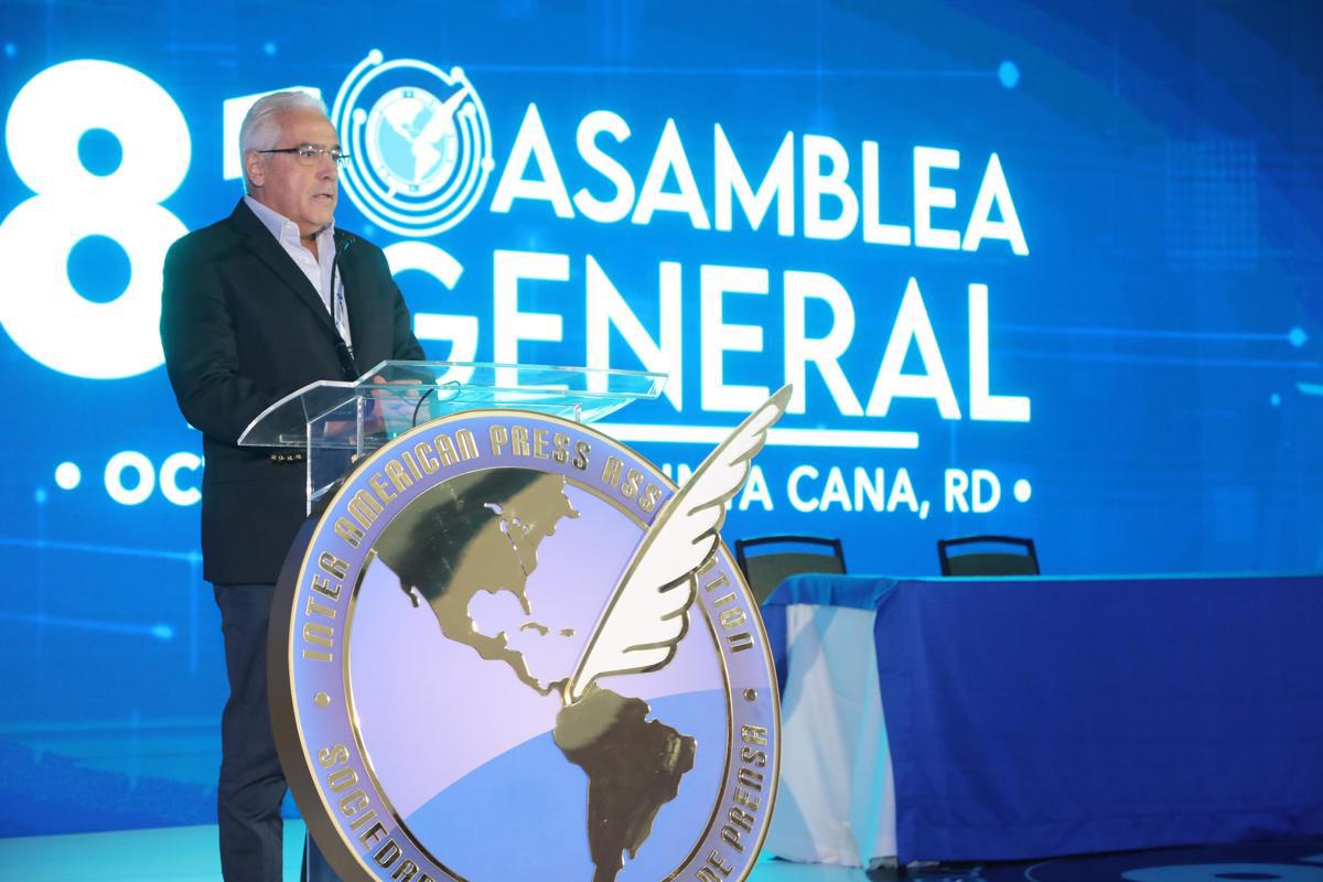 SIP advierte del discurso hostil contra el periodismo al finalizar Asamblea