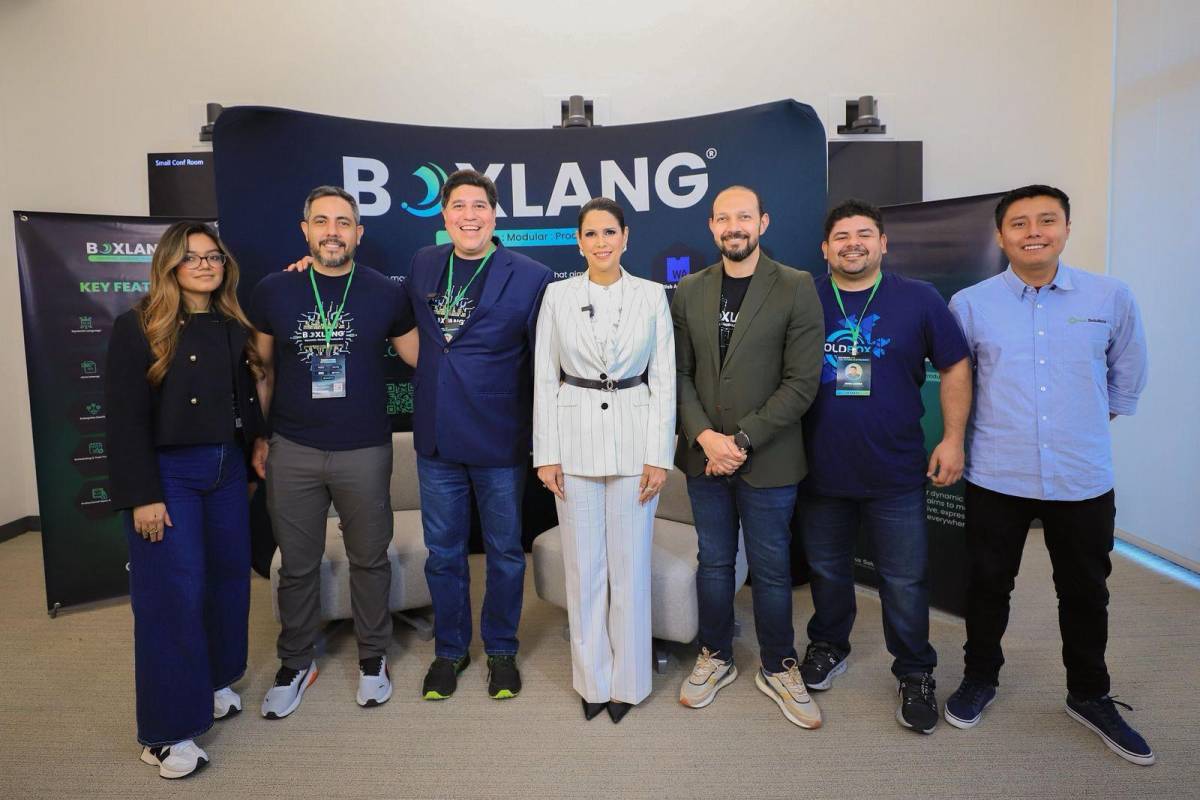 Salvadoreño lidera lanzamiento del nuevo lenguaje de la programación BoxLang 1.0