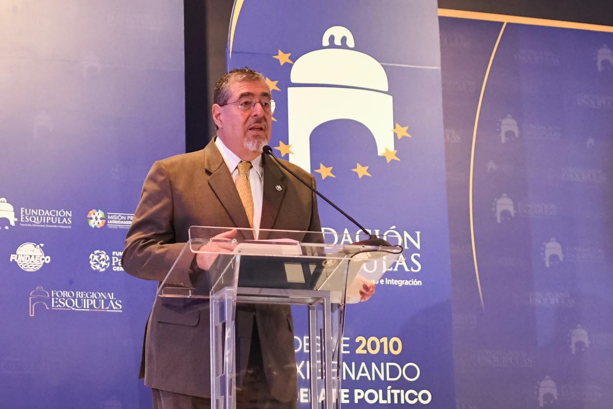 Guatemala: Presidente Arévalo destaca avances de la democracia pese a regresión a nivel mundial