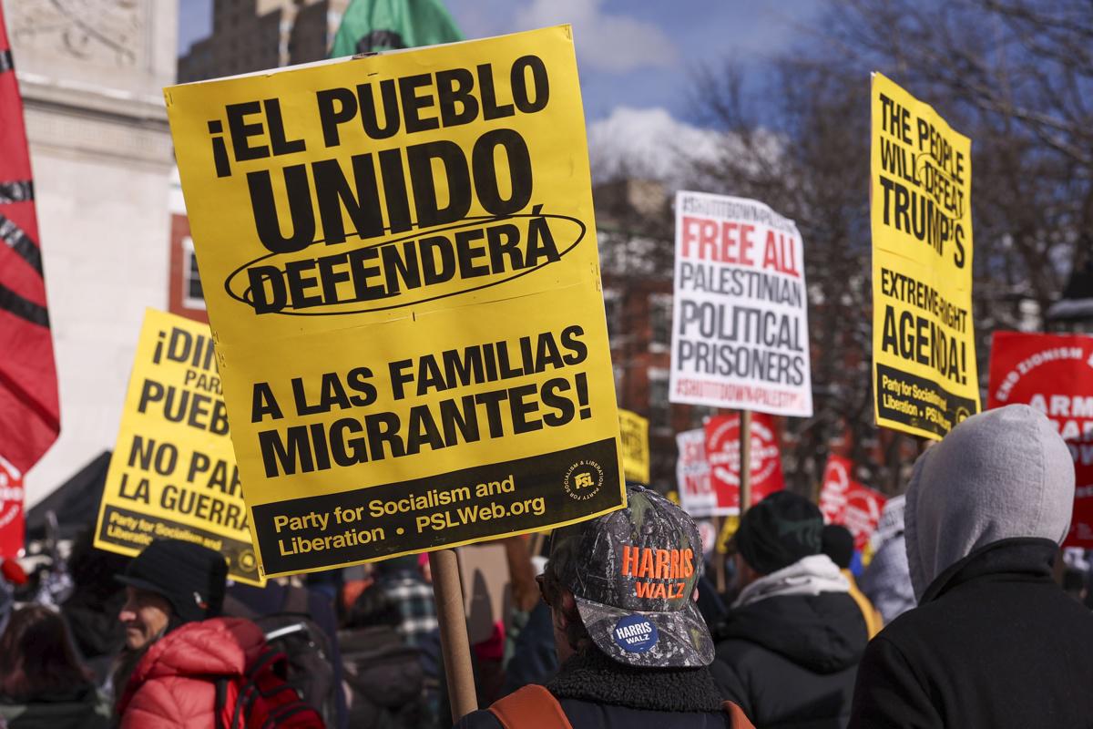 Juez federal bloquea la orden de Trump de acabar con la ciudadanía por nacimiento