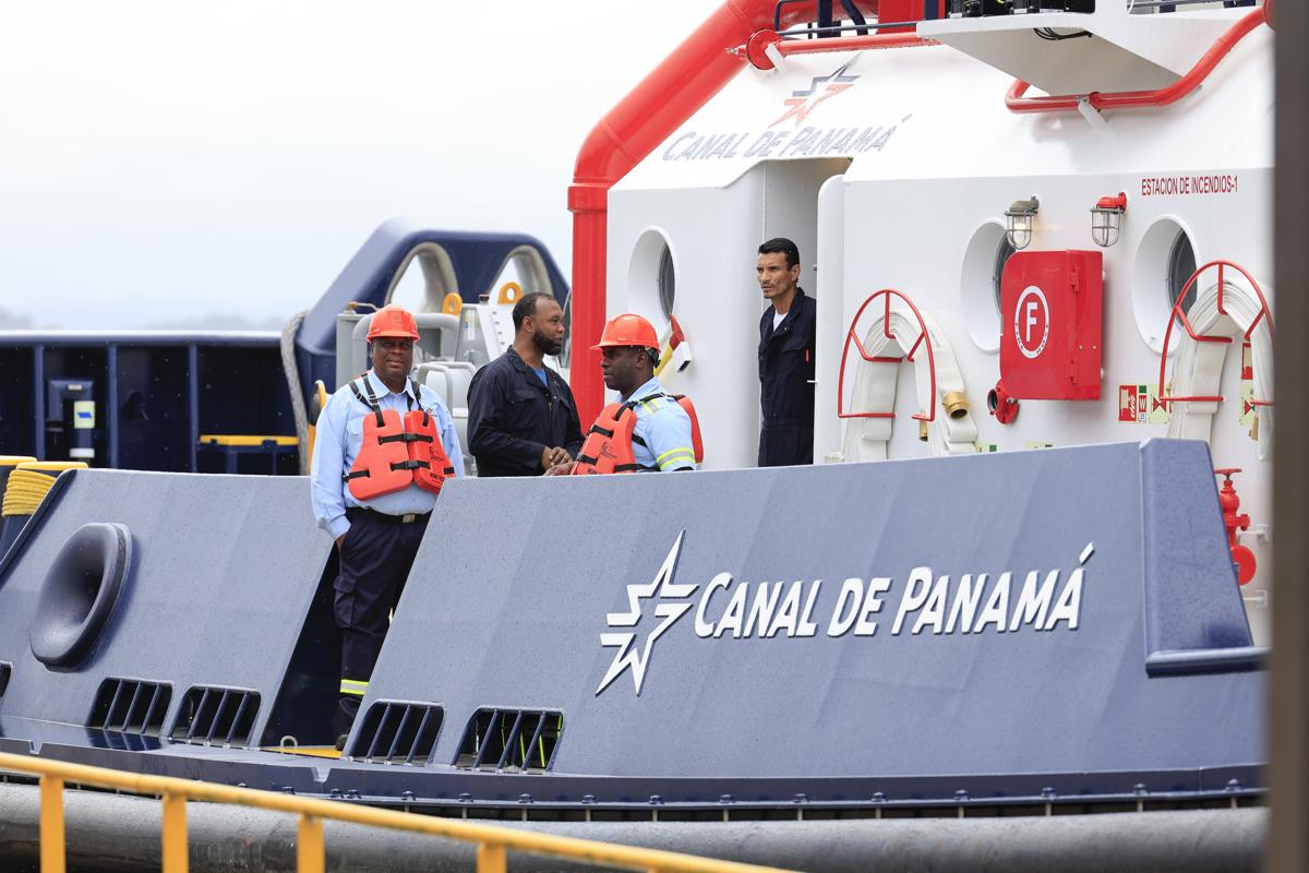 Canal de Panamá y Brasil explorarán nuevas rutas para el transporte marítimo brasileño