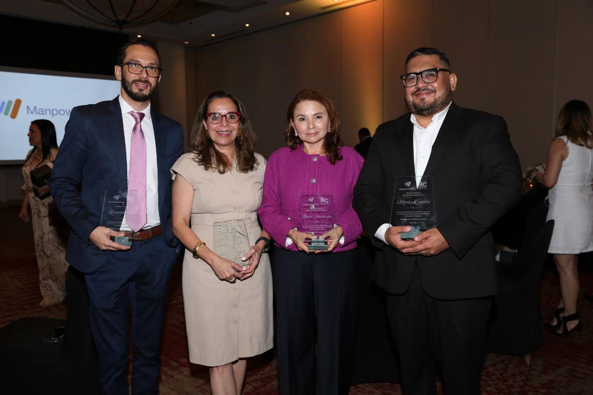 Presidente de Grupo OPSA recibió reconocimiento en gala de Manpower y Brain Co.