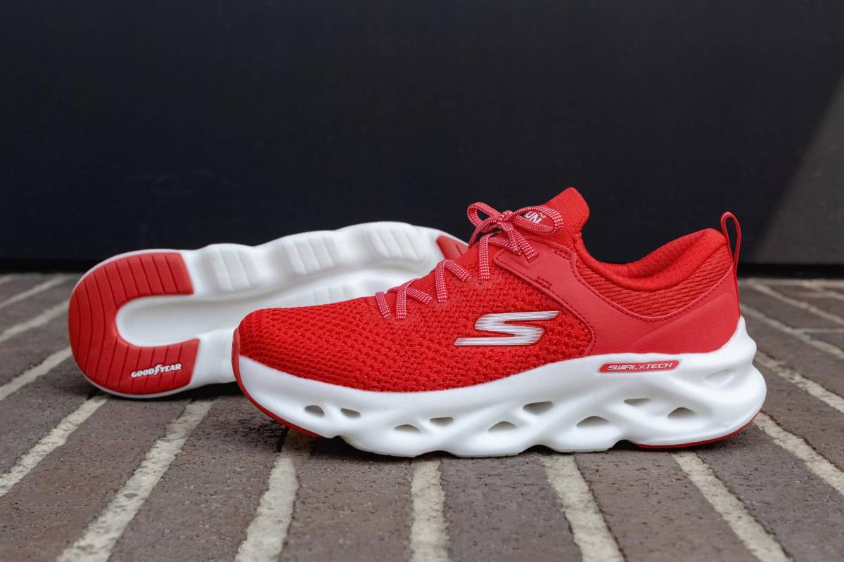 Skechers será privatizada por US$9.420 millones en el mayor acuerdo de la industria