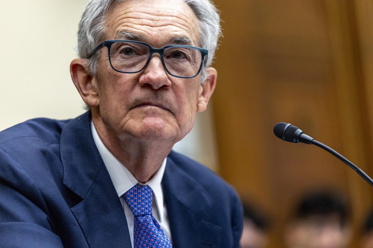 Trump exige la renuncia del presidente de la FED