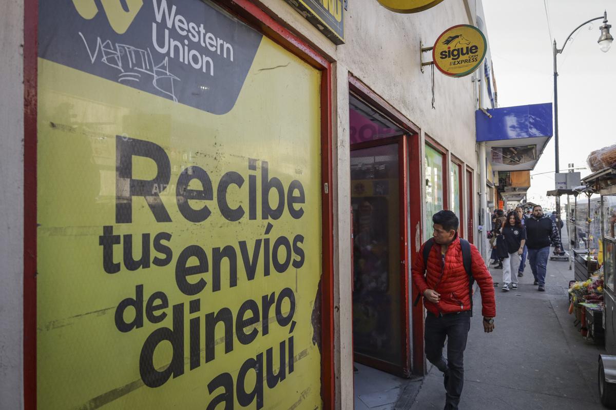 Impuesto a las remesas de EEUU angustia hasta a 40 millones de migrantes