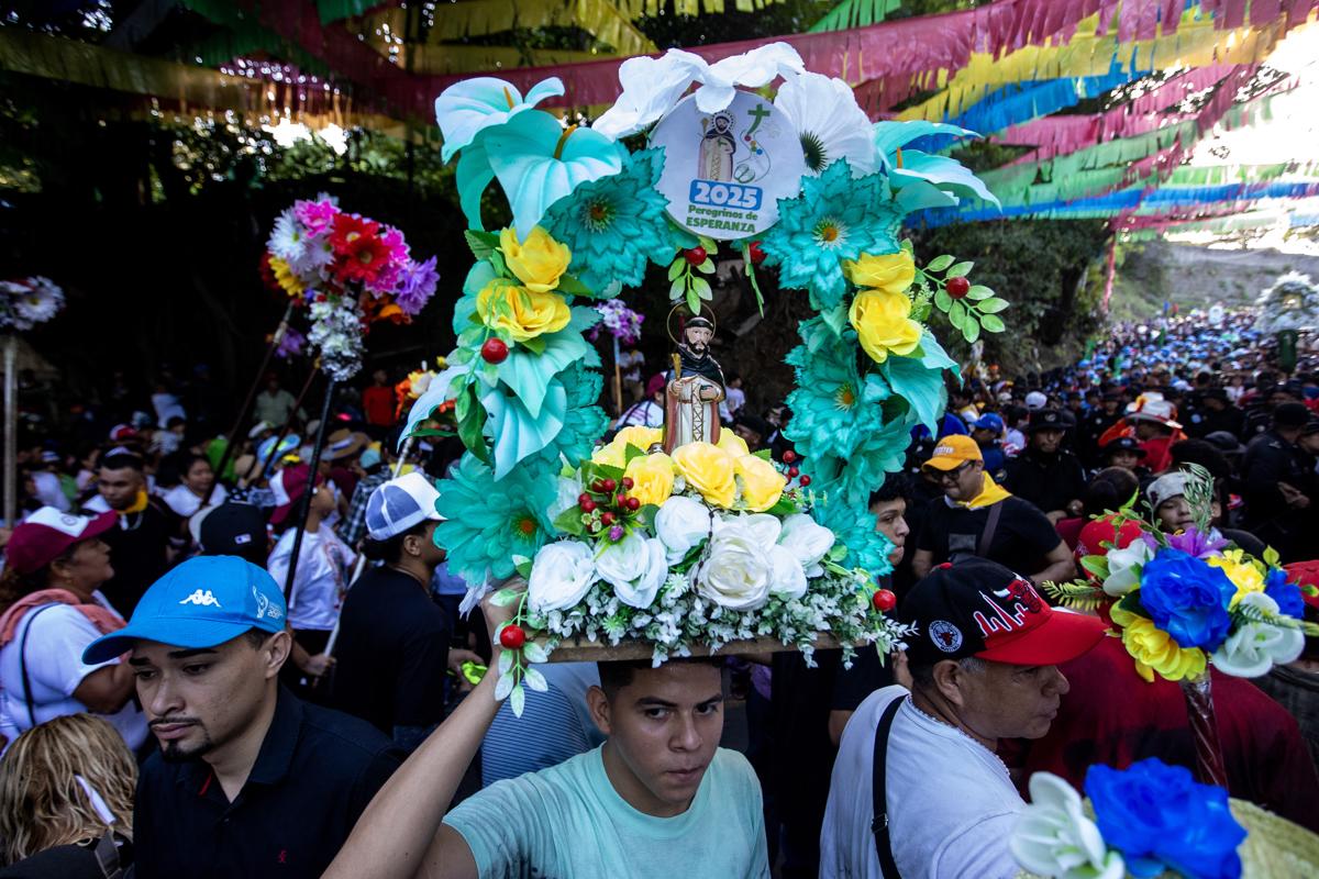 Nicaragua celebra tradición, fe y folclor en honor a Santo Domingo de Guzmán