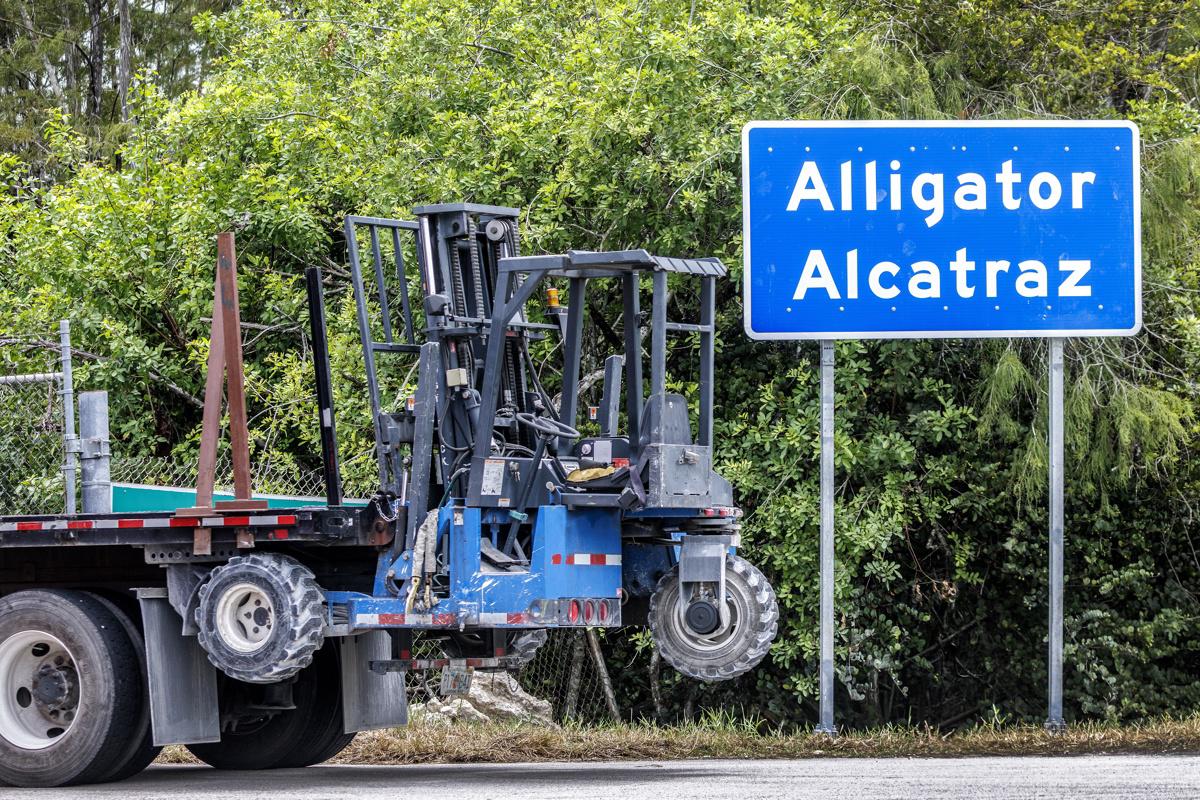 Batalla para cerrar 'Alligator Alcatraz' aún no termina y llegaría a Corte Suprema