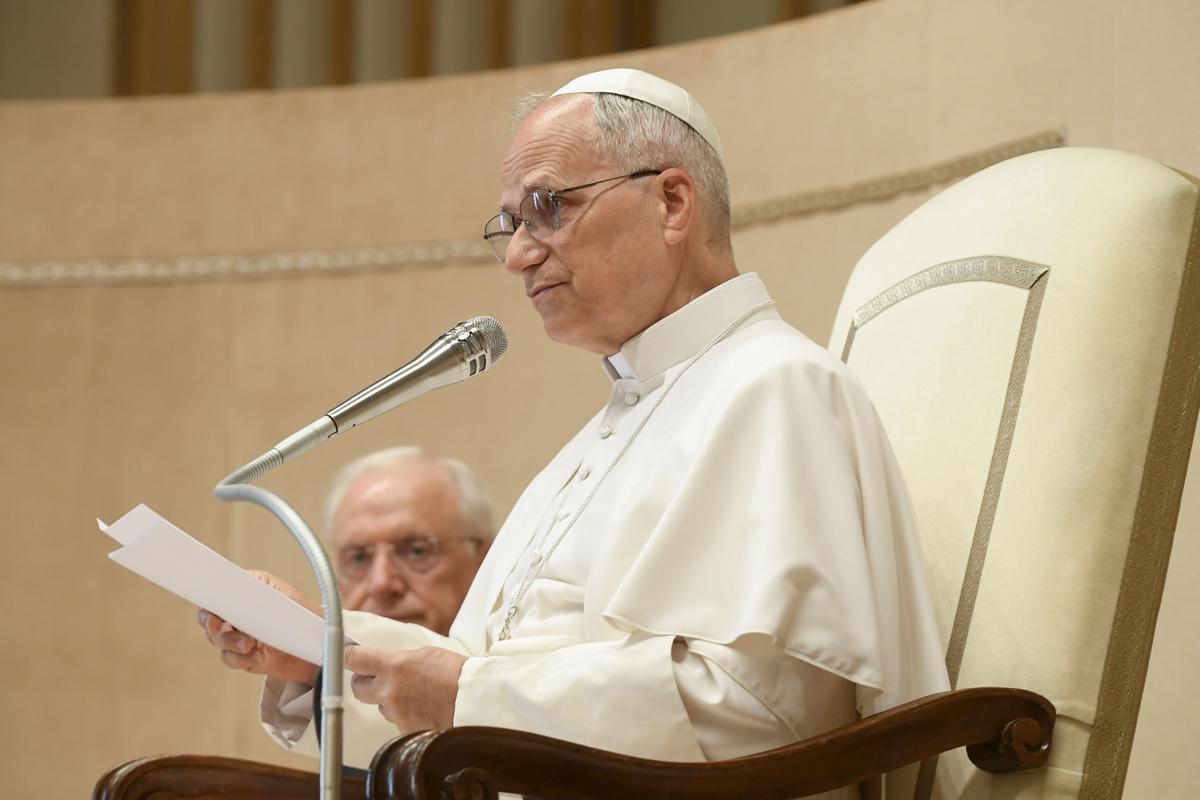 El papa León XIV insta a gobernantes a atajar la desigualdad en favor de la paz