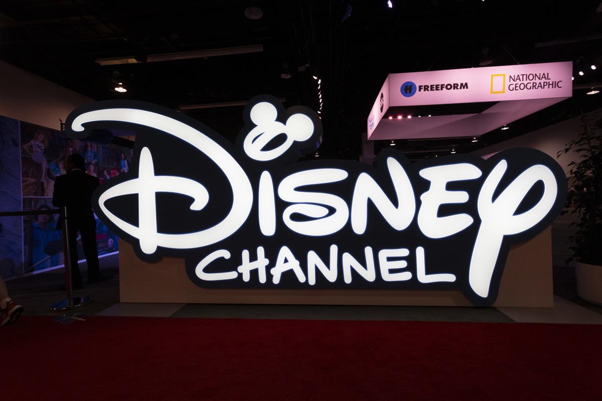 Disney gana US$5.829 millones en su primer semestre fiscal 2025