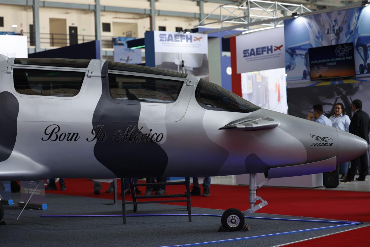 Primer avión diseñado y fabricado en México se lanzará en 2026
