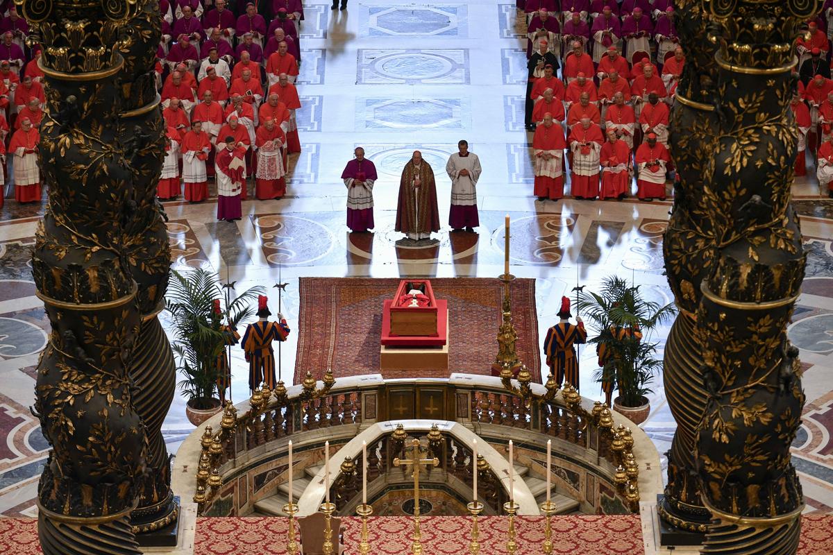 Adiós al papa Francisco: gestos, símbolos y recuerdos