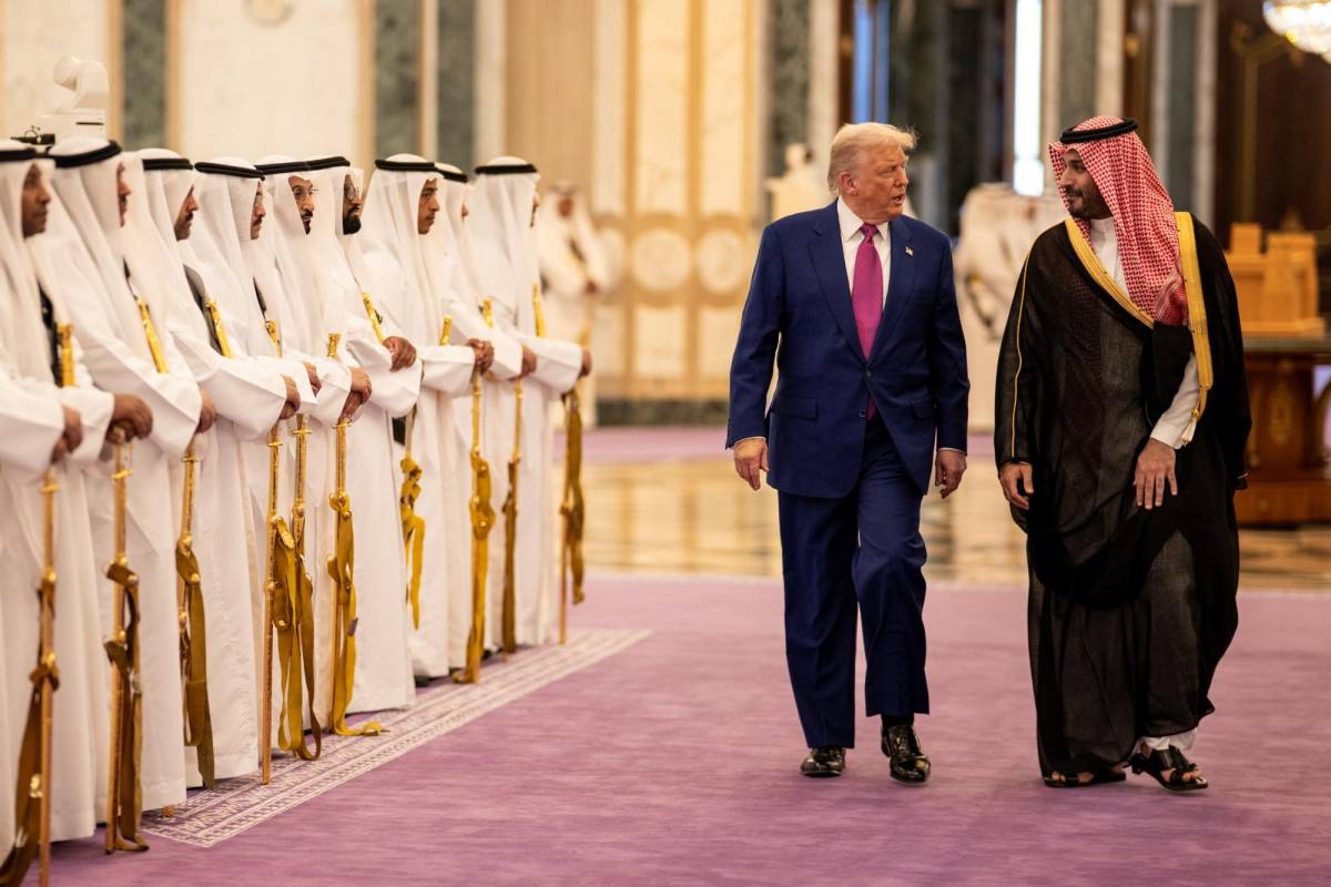 Trump busca acuerdos comerciales y reforzar alianzas en Arabia Saudita