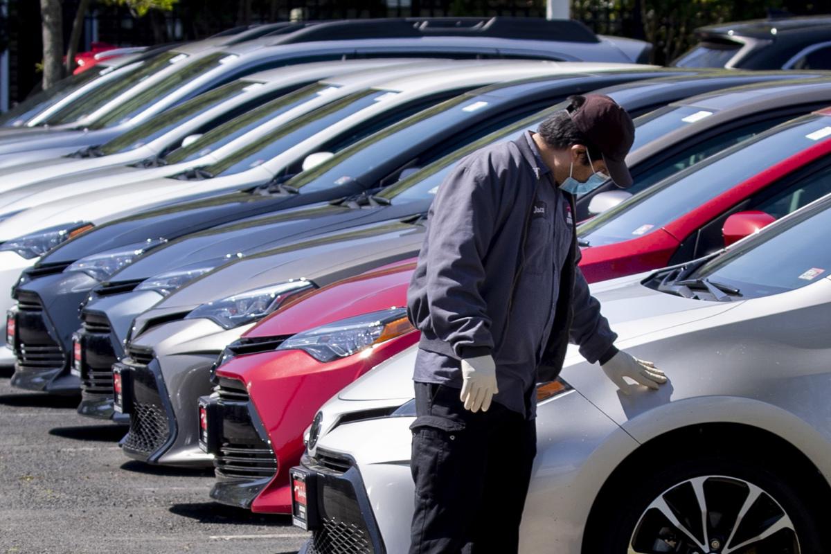 Precios de automóviles, usados y nuevos, suben en EEUU por aranceles de Trump