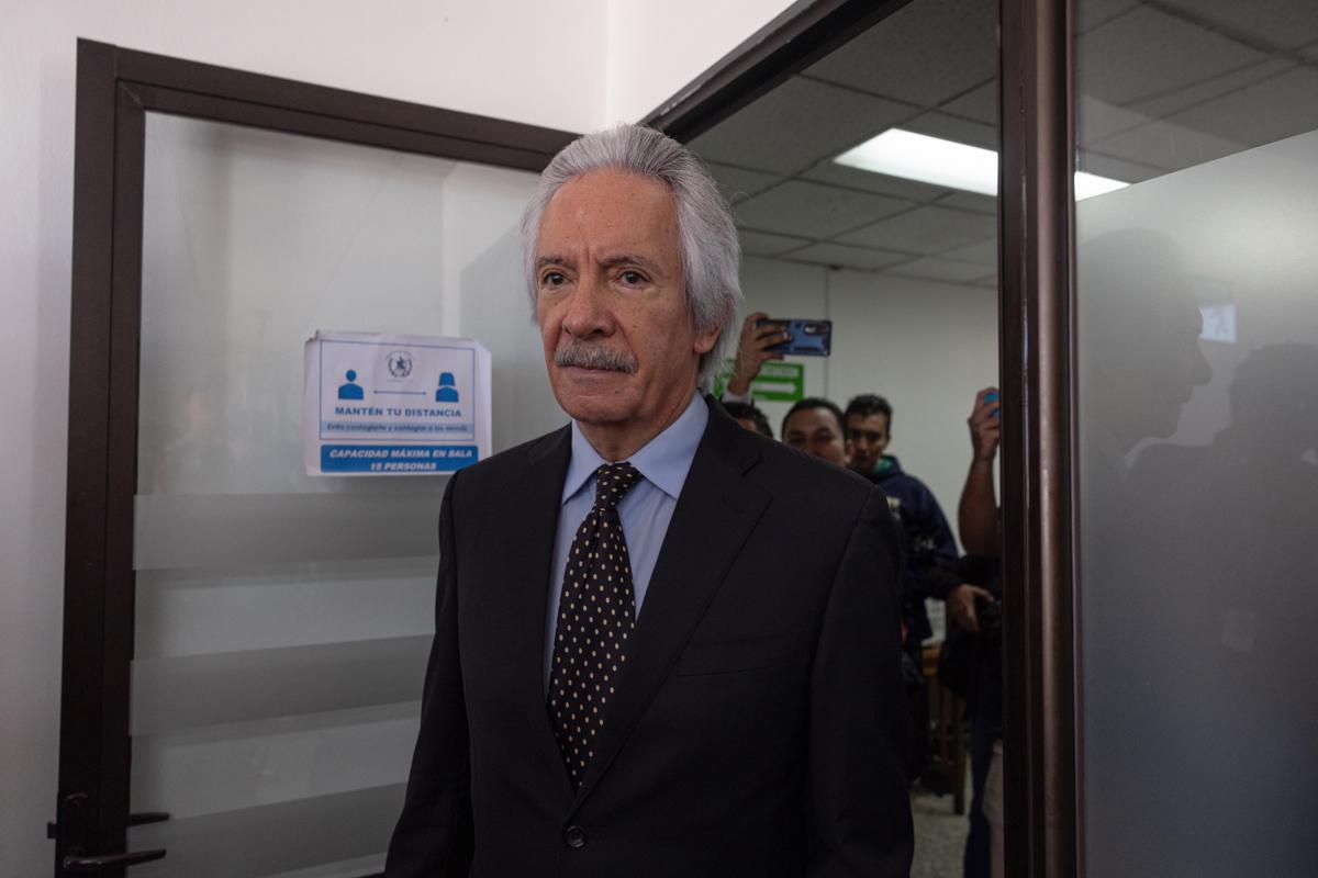 Exigen liberar a periodista guatemalteco que lleva tres años detenido