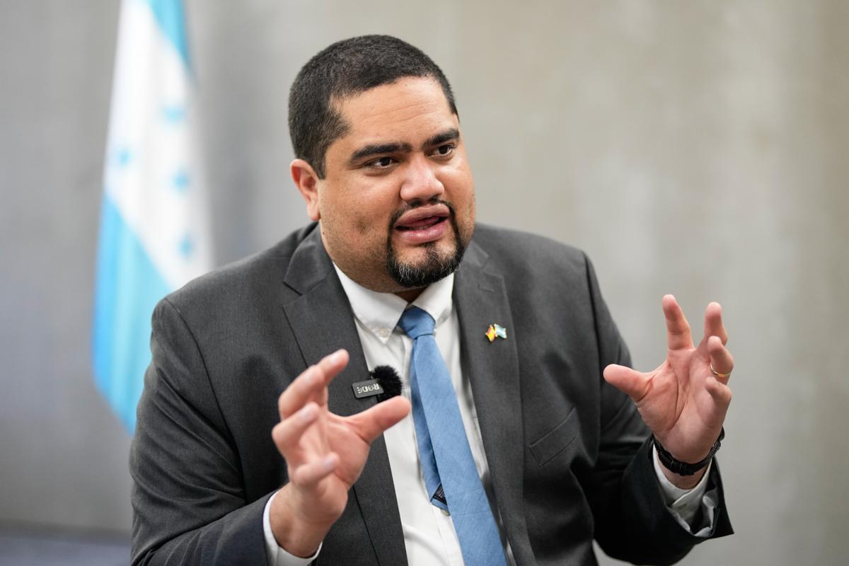 Honduras: Ministro de Desarrollo Social renuncia tras escándalo por presunta corrupción