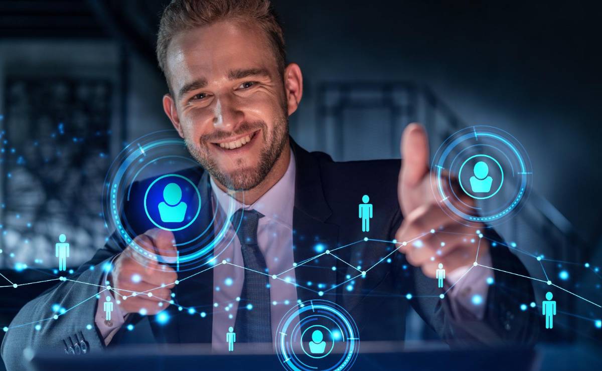<b>Los líderes en IA producen 3,5 veces más de patentes que sus competidores, asegura un estudio de Boston Consultin Group. (Foto: Shutterstock)</b>