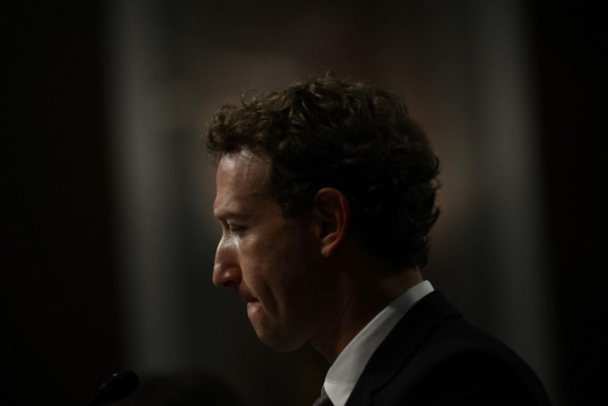 Mark Zuckerberg pide disculpas por los riesgos de las redes sociales para los niños