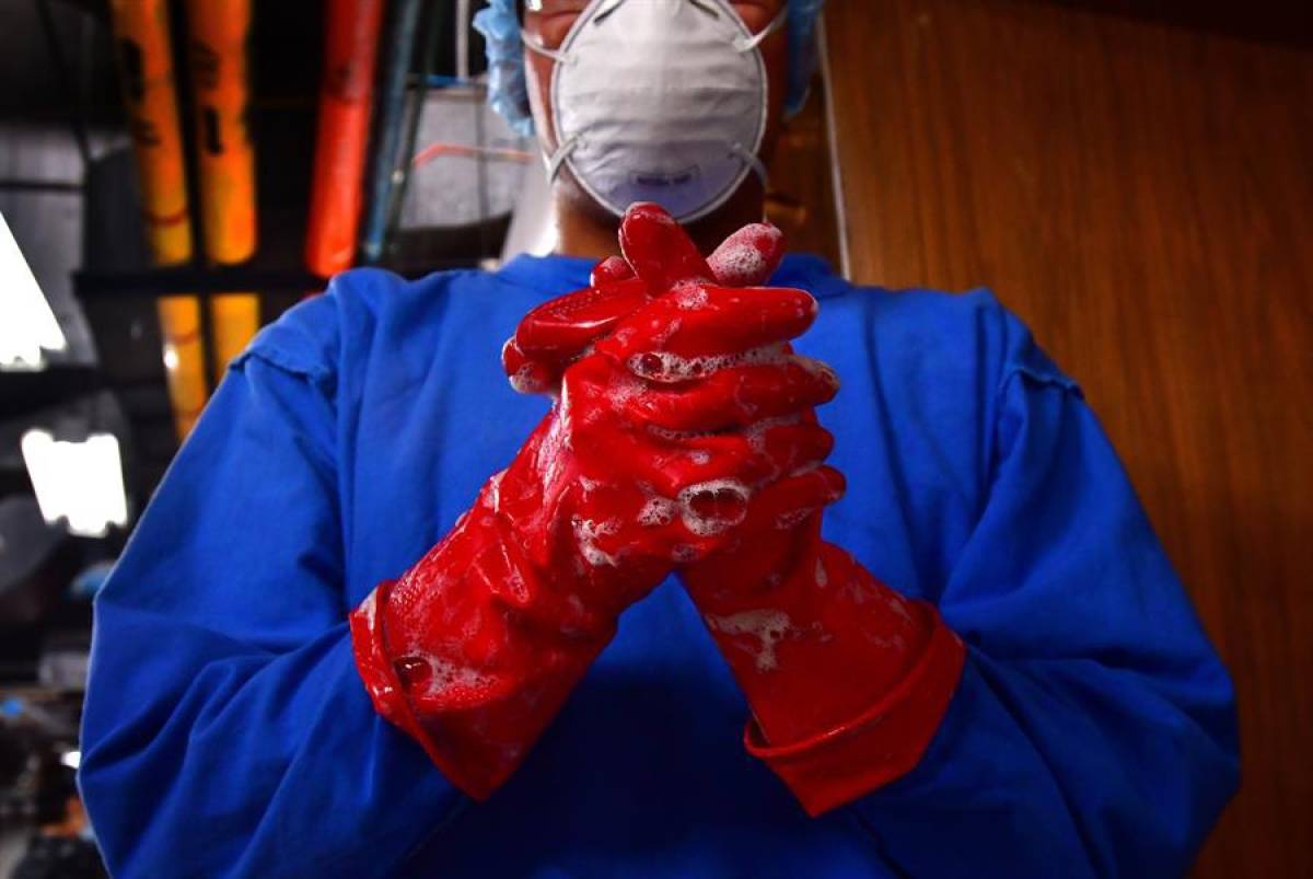 ¿El virus COVID-19 se fugó de un laboratorio? Esto dijo la OMS
