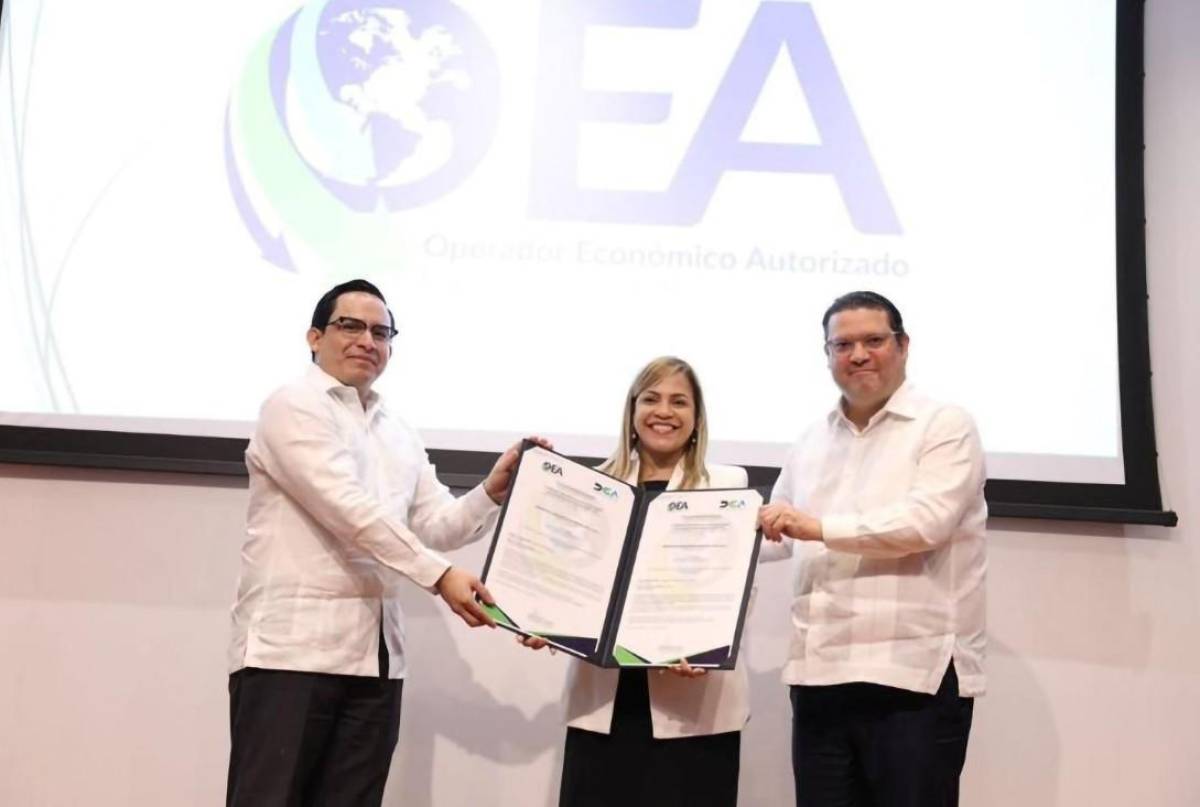 República Dominicana y El Salvador firman un acuerdo para agilizar trámites aduaneros