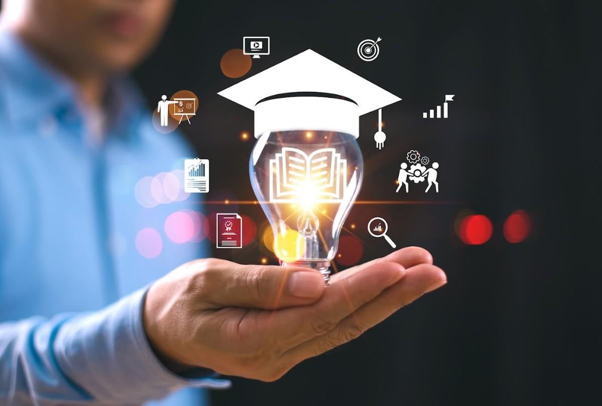 El gran error de la Educación Moderna: enseñar a pensar... sin conocimiento