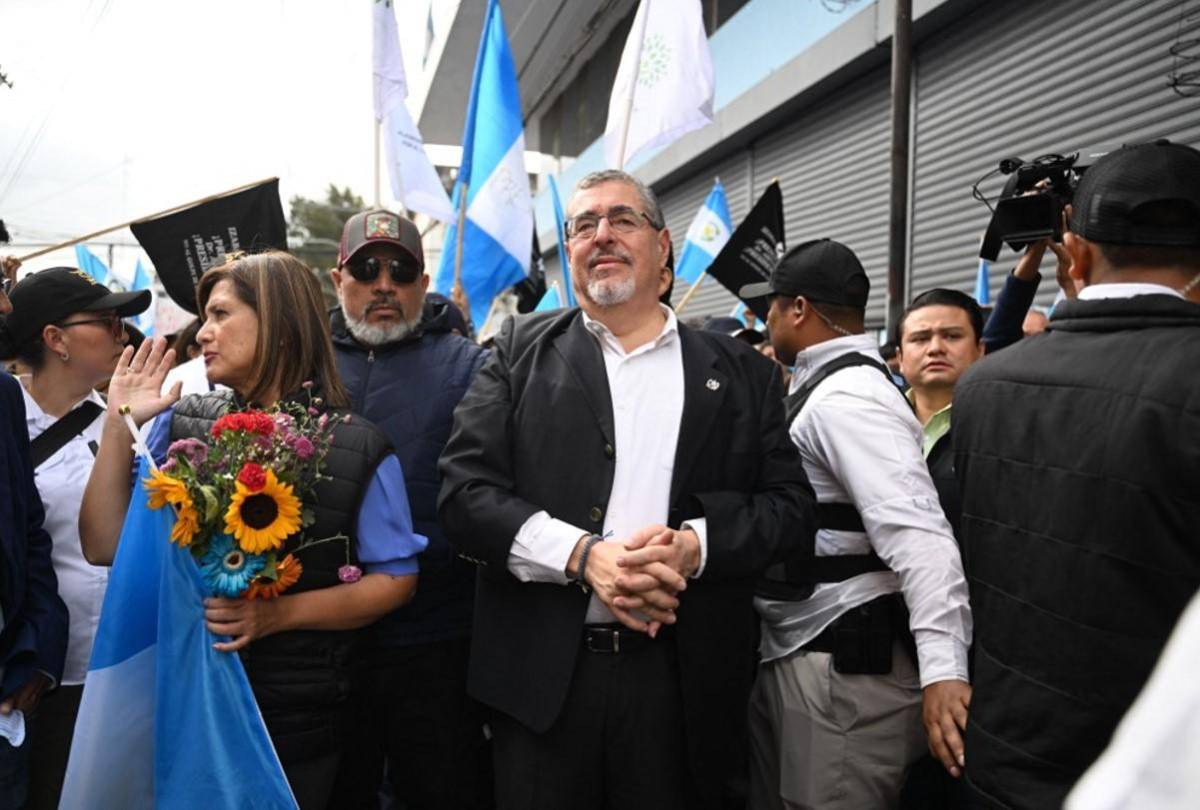 Guatemala: Corte Constitucional ordena se garantice transición de todos los funcionarios electos