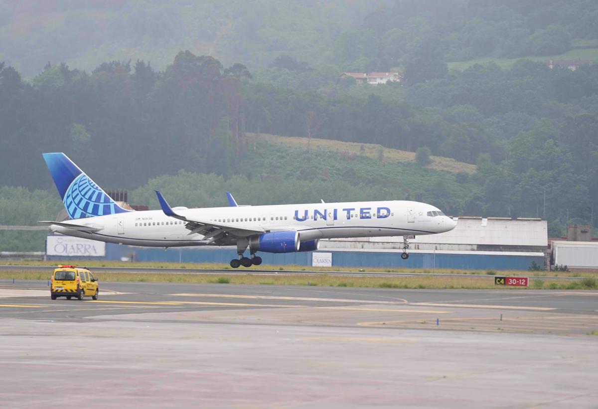 ¿Pared en lugar de ventana? Denuncian a Delta y United por vender este tipo de asientos