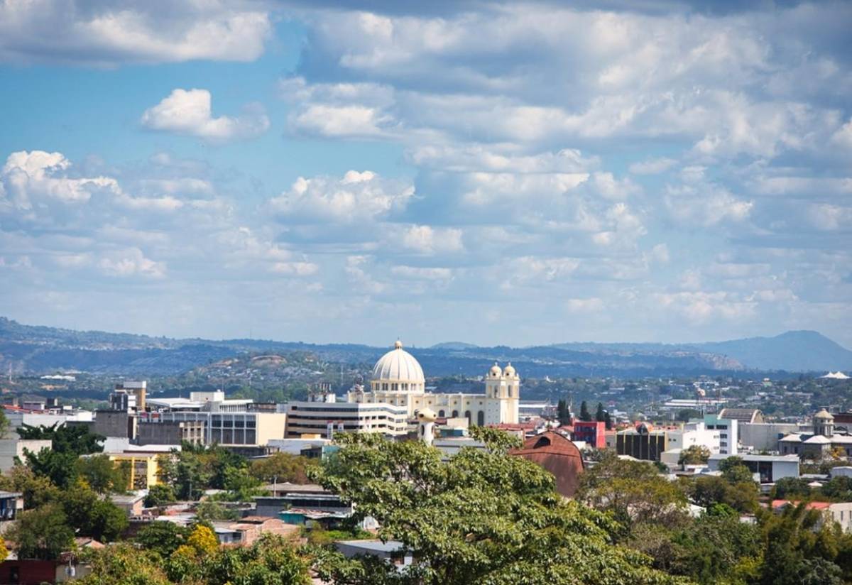 El Salvador: unos 251 extranjeros adquieren nacionalidad salvadoreña en 2025