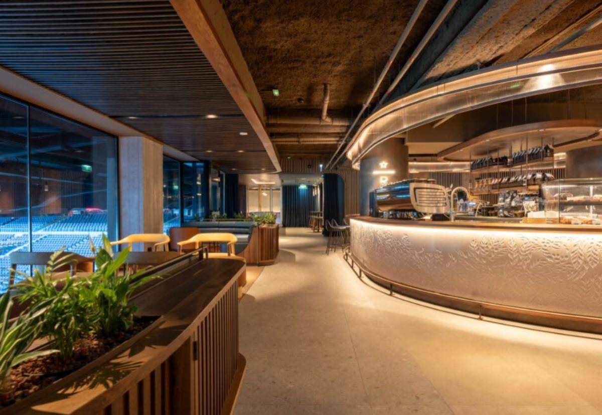 Starbucks llega al estadio Santiago Bernabéu