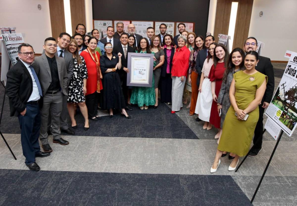 EL HERALDO conmemora su legado con sellos postales