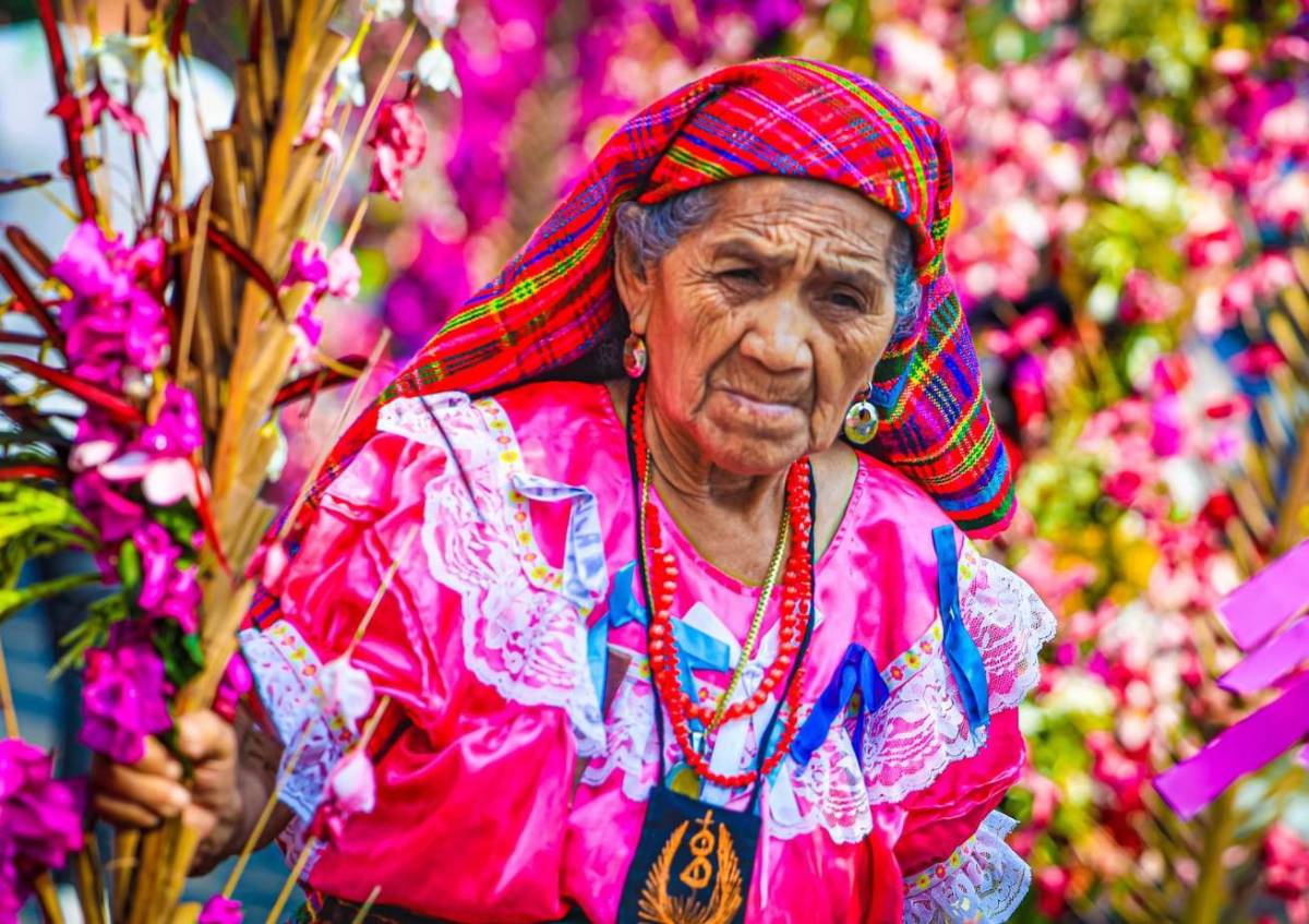 Cofradía de las Flores y Palmas de El Salvador es patrimonio inmaterial: Unesco