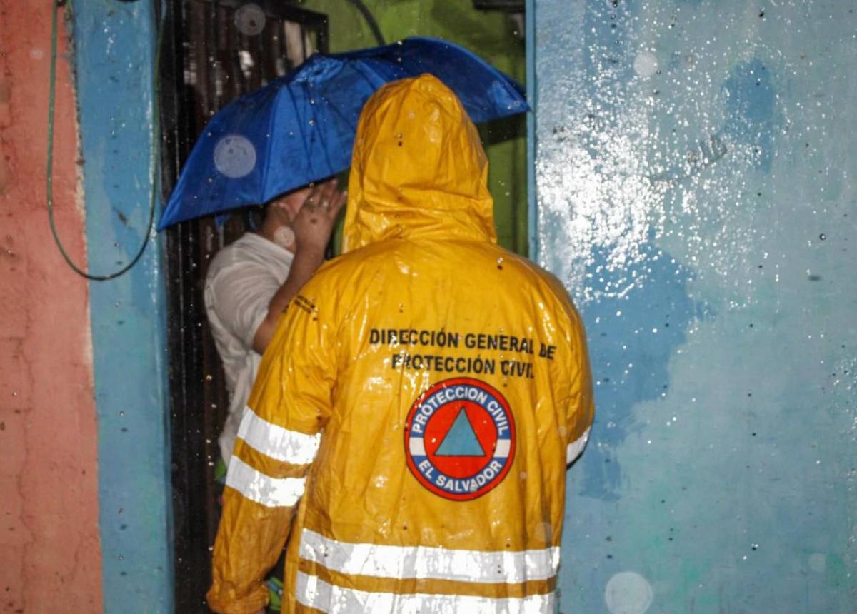 El Salvador: alerta por lluvias y advierten de inundaciones y deslaves