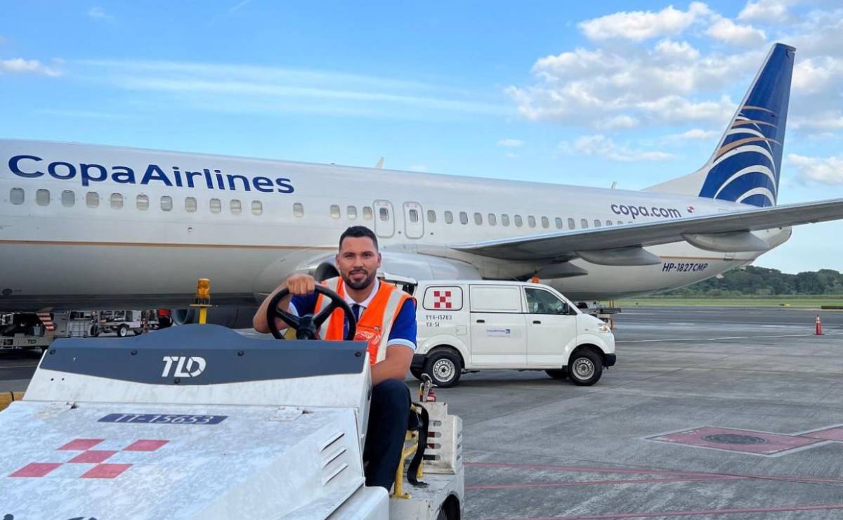 <i>FOTO LIKEDIN COPA AIRLINES</i>