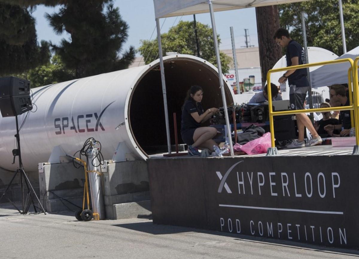 Hyperloop, un sueño que no logra hacerse realidad