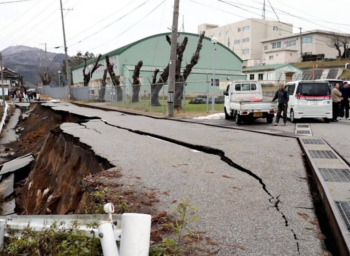 Violentos sismos en Japón provocan olas de tsunami