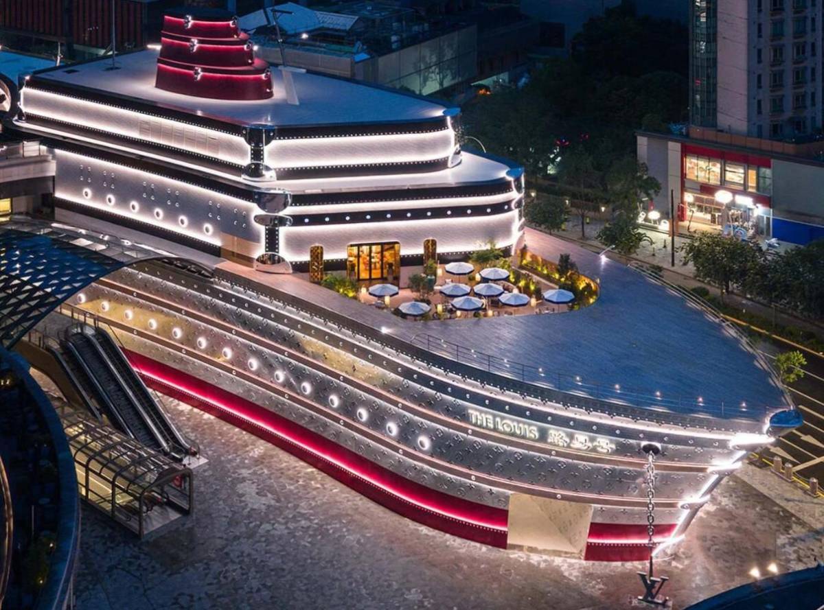 Louis Vuitton crea una experiencia de compra: así es su tienda crucero en Shanghái
