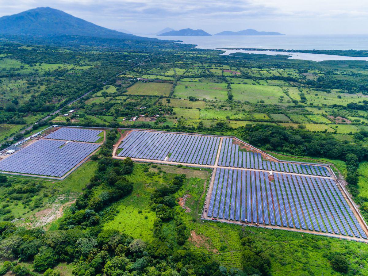 AES El Salvador: Soluciones inteligentes para un futuro más sostenible