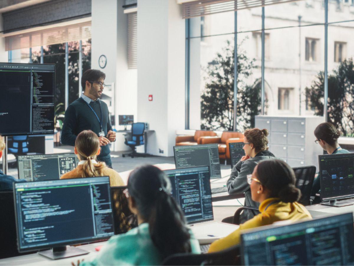 MAX B2B: El canal corporativo de Grupo Distelsa que transforma los requerimientos empresariales en soluciones reales