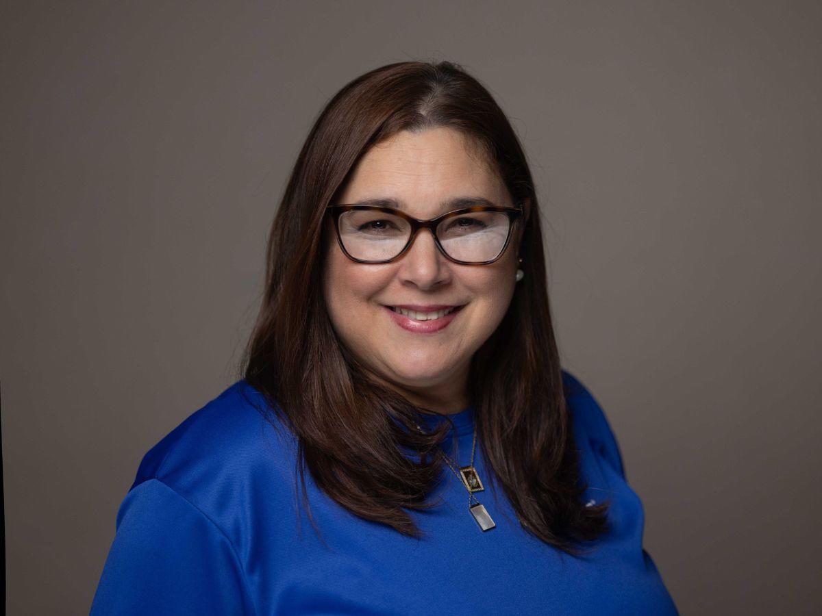 Ana Retally, decana de la Facultad de Posgrado de UNITEC y Directora de UNITEC Business School.