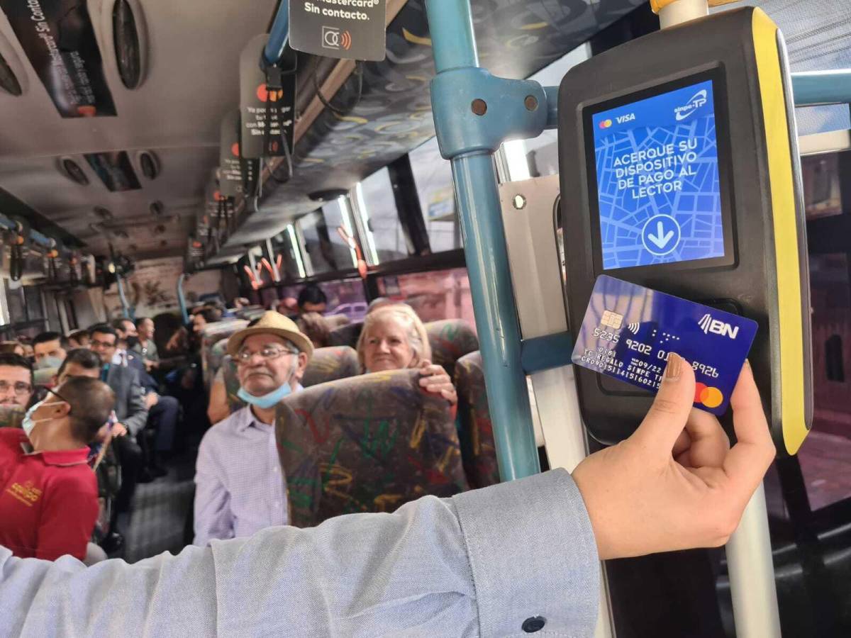 Costa Rica: Aumenta el número de autobuses que acepta pago electrónico