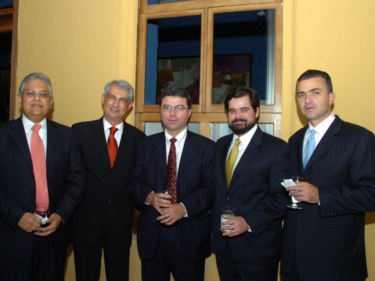 41 años de liderazgo y visión en la banca nacional