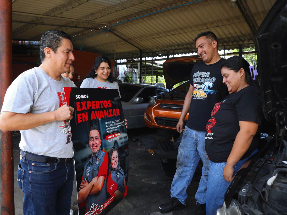 Sonrisas en marcha con Super Repuestos