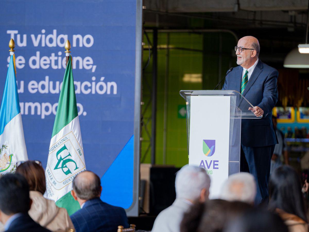 Roberto Moreno, Rector de la Universidad el Valle de Guatemala.