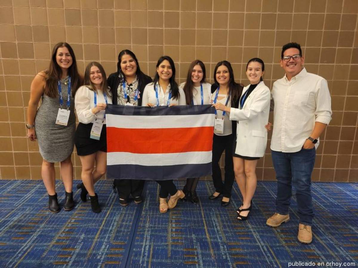 Siete mujeres costarricenses obtienen el cuarto lugar en competición mundial de aguas residuales