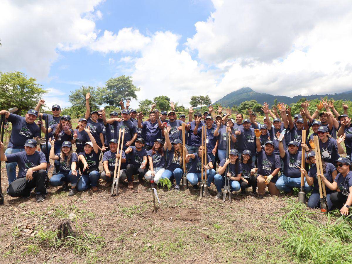 ISKALI es una iniciativa de intervención integral de recuperación en la zona del volcán de San Salvador.