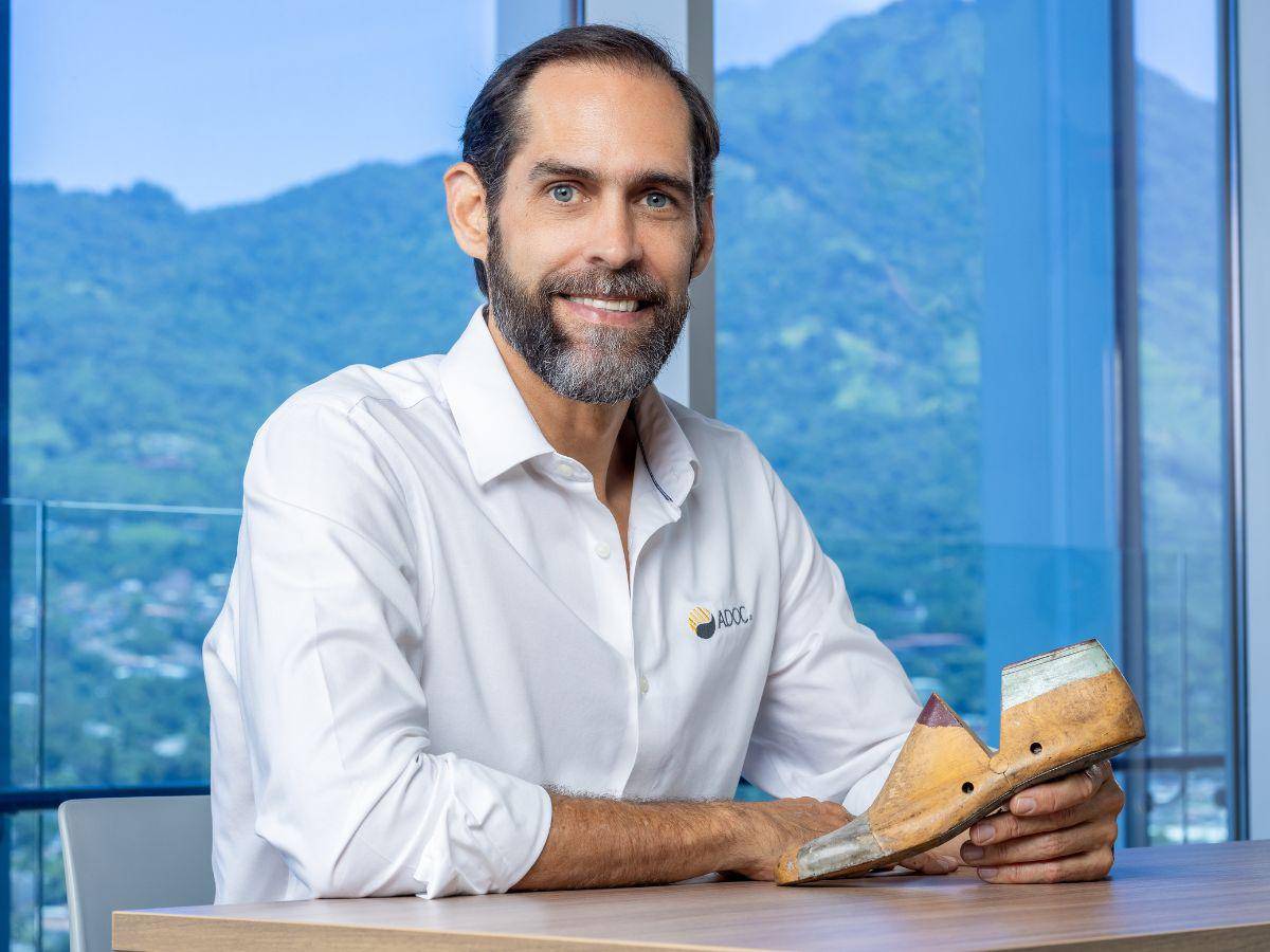 Arturo Sagrera Palomo, el forjador del futuro de ADOC