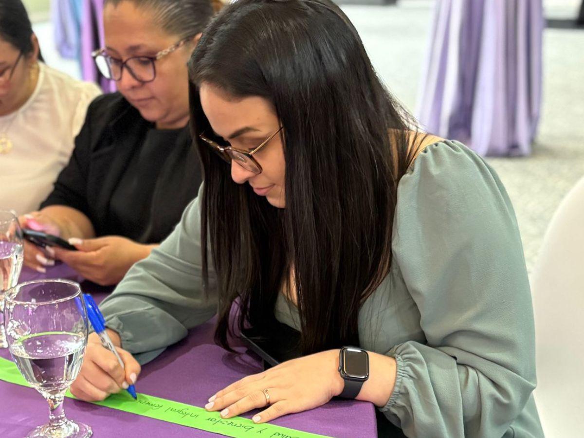 FUNDAHRSE conmemora el Día Internacional de la Mujer con un evento centrado en el liderazgo que transforma y construye resiliencia
