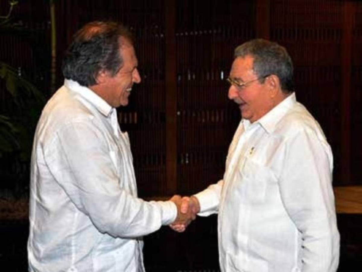 Almagro promete reintegrar Cuba a la OEA